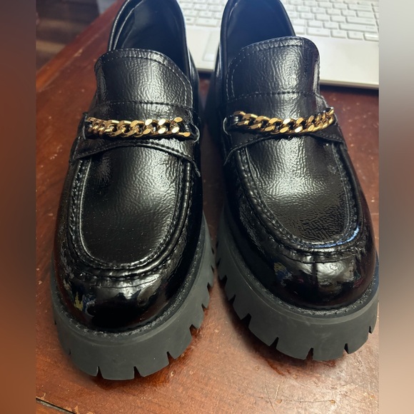 Princess Polly Shoes - Princess Polly black patent leather slip on platform loafers gold chain 7 new